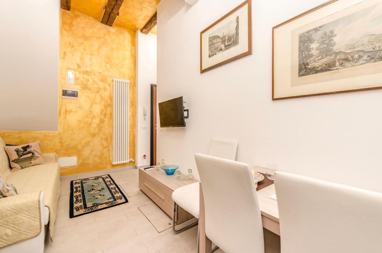 Andrea Flat Mezzanine Floor Apartamento *